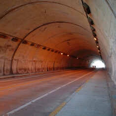 トンネル 画像